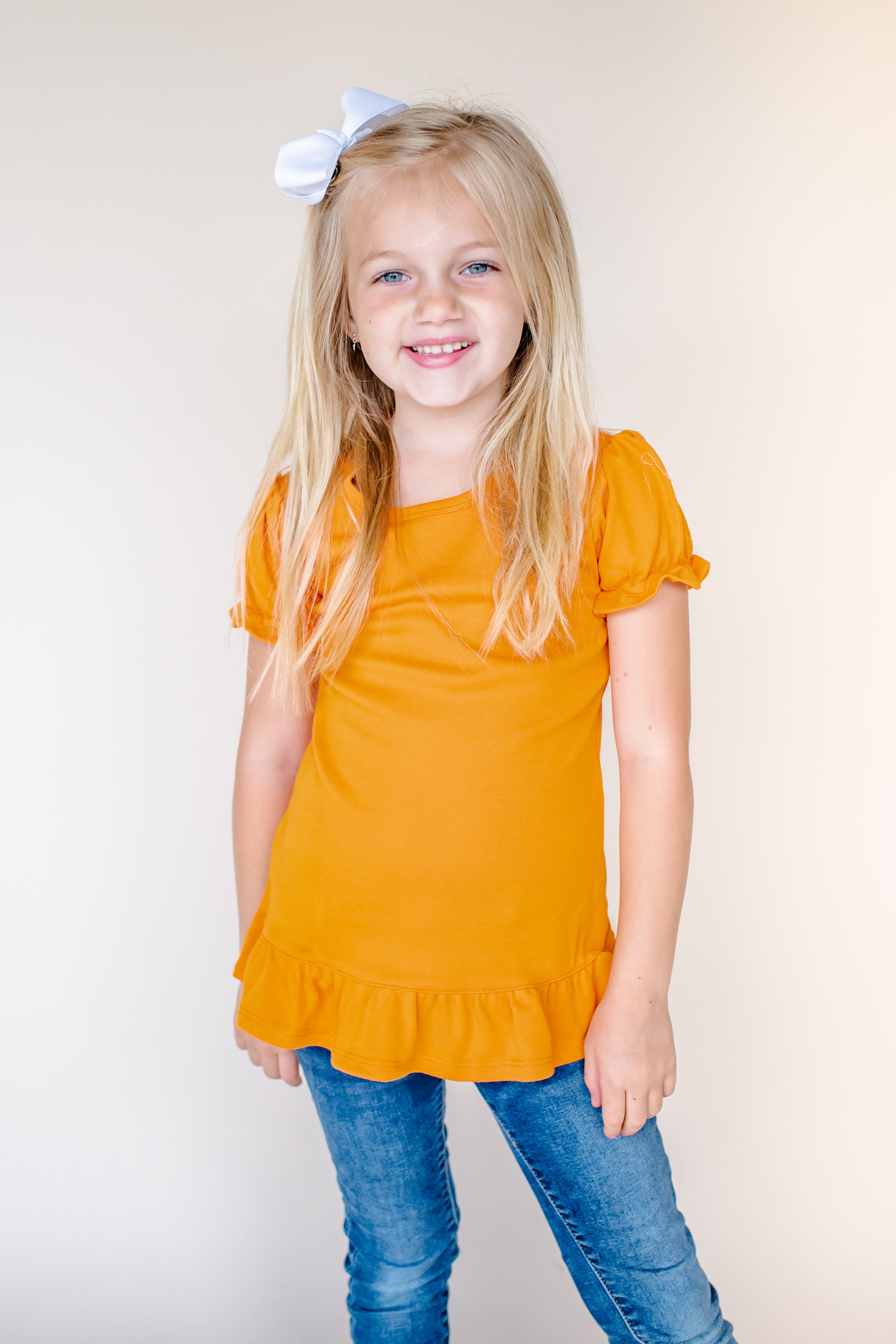 Girl's Short Sleeve Ruffle Shirt (Youth)