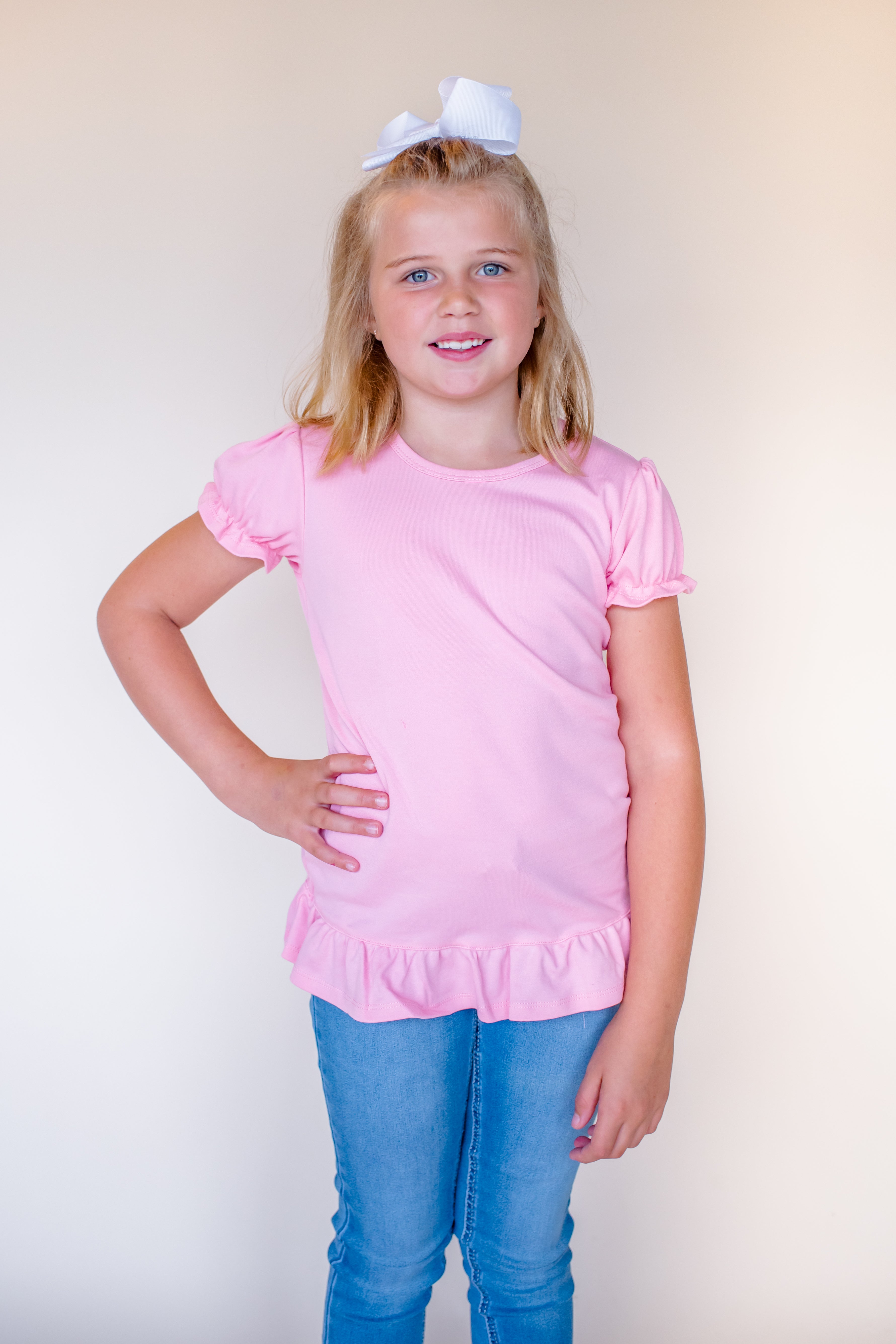Girl's Short Sleeve Ruffle Shirt (Youth)