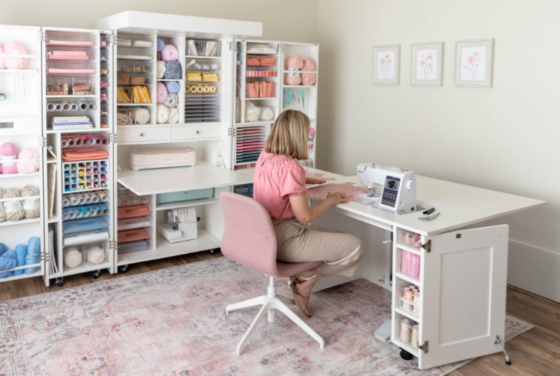 DreamStation Sewing Table