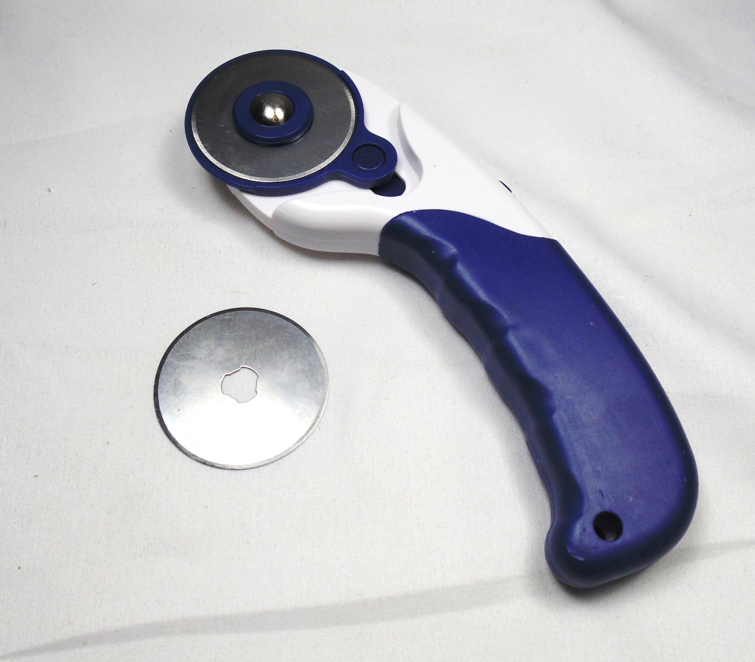 Rotary Cutter for sewing, fabric, quilt