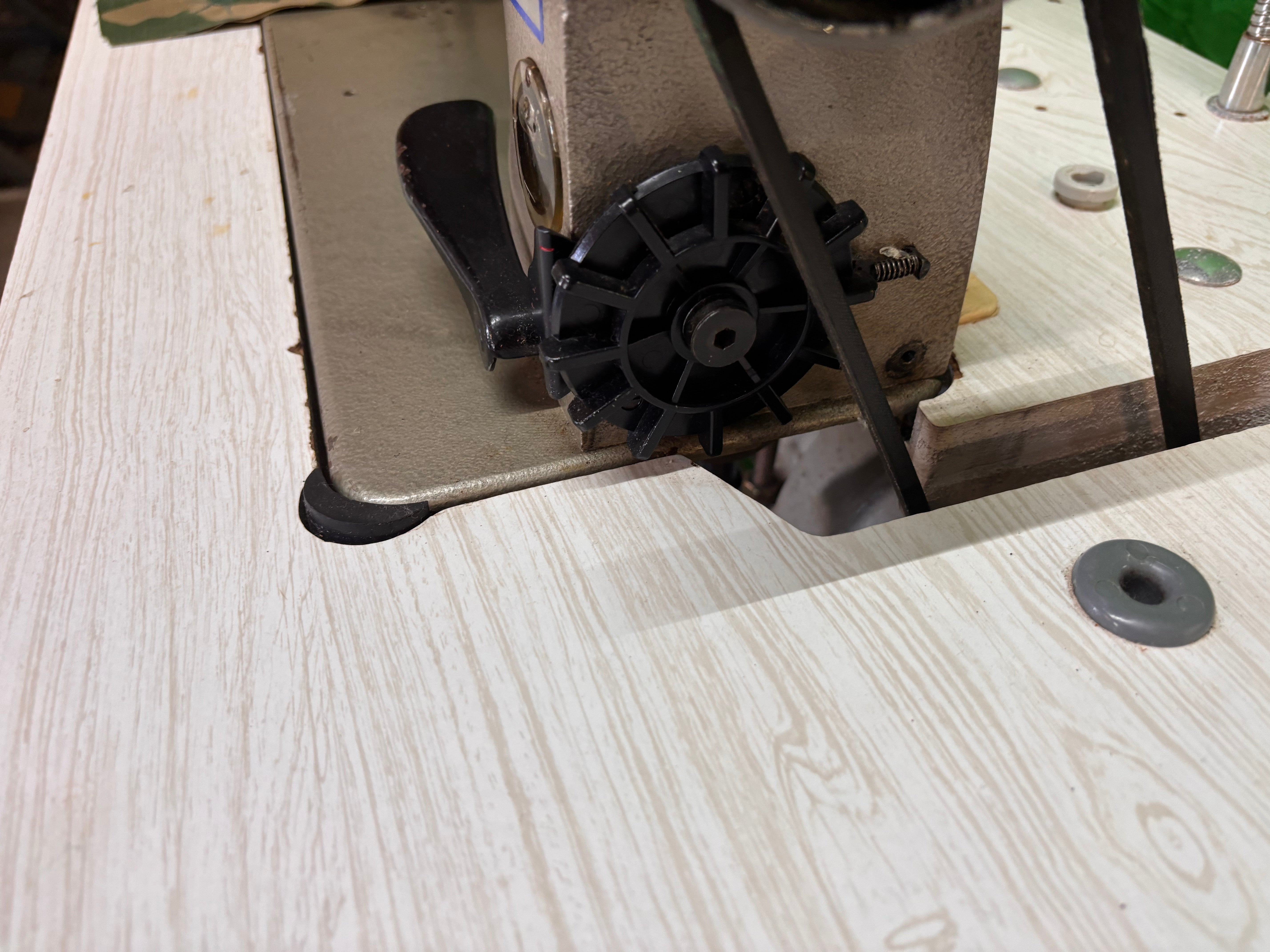 USED PFAFF 463