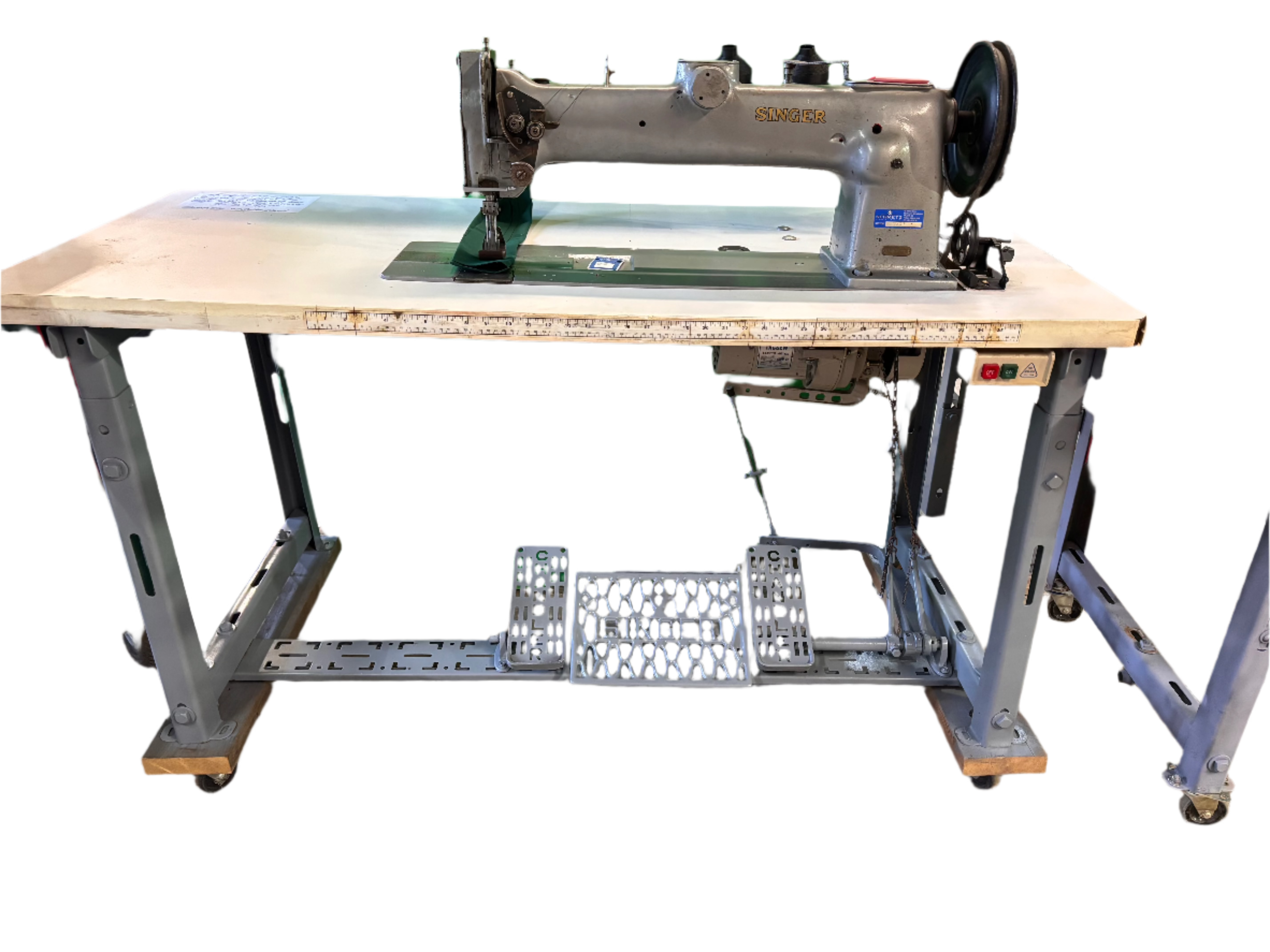 USED Singer 145W202 2 Needle