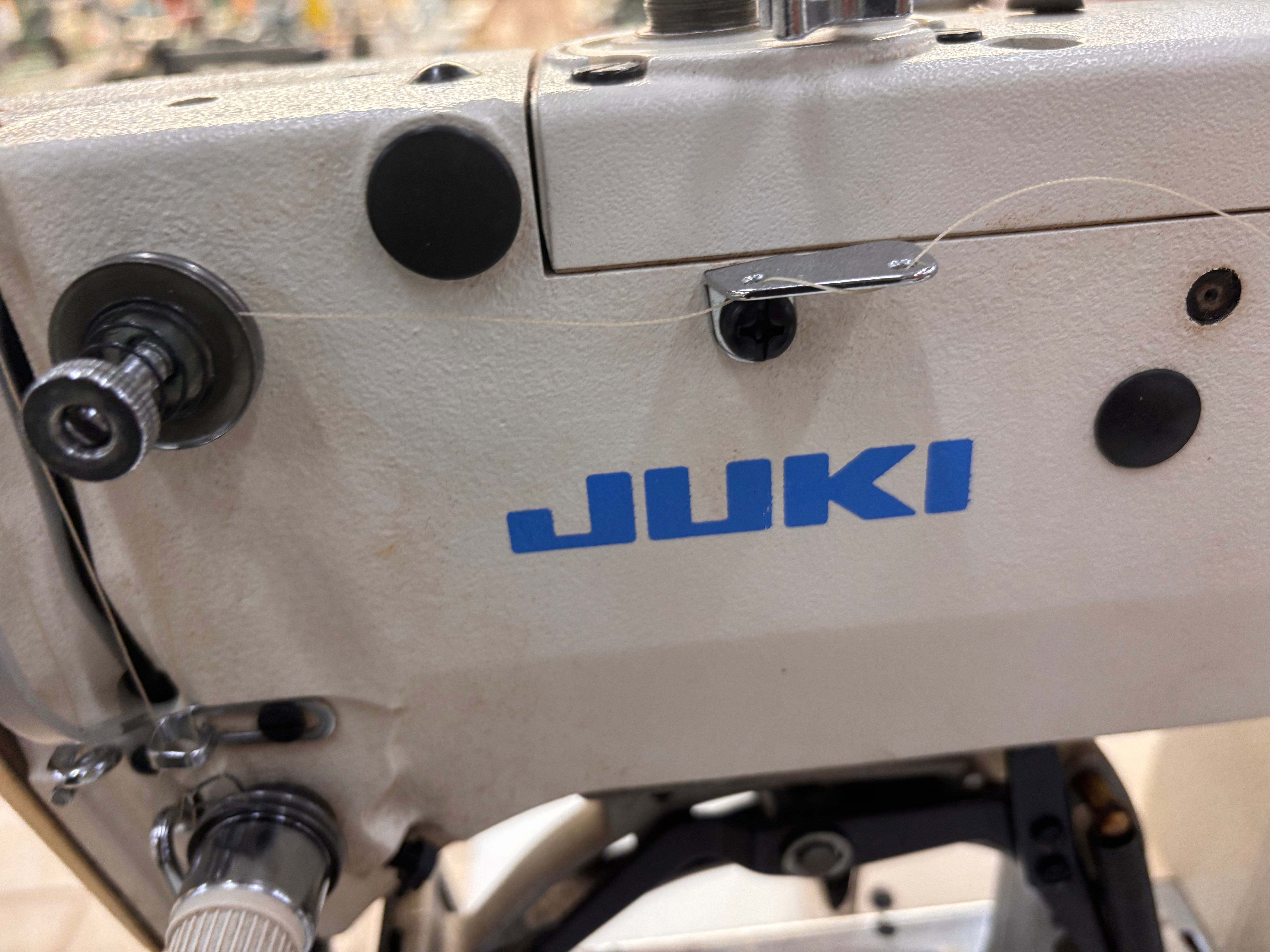 Used Juki LK1900HA