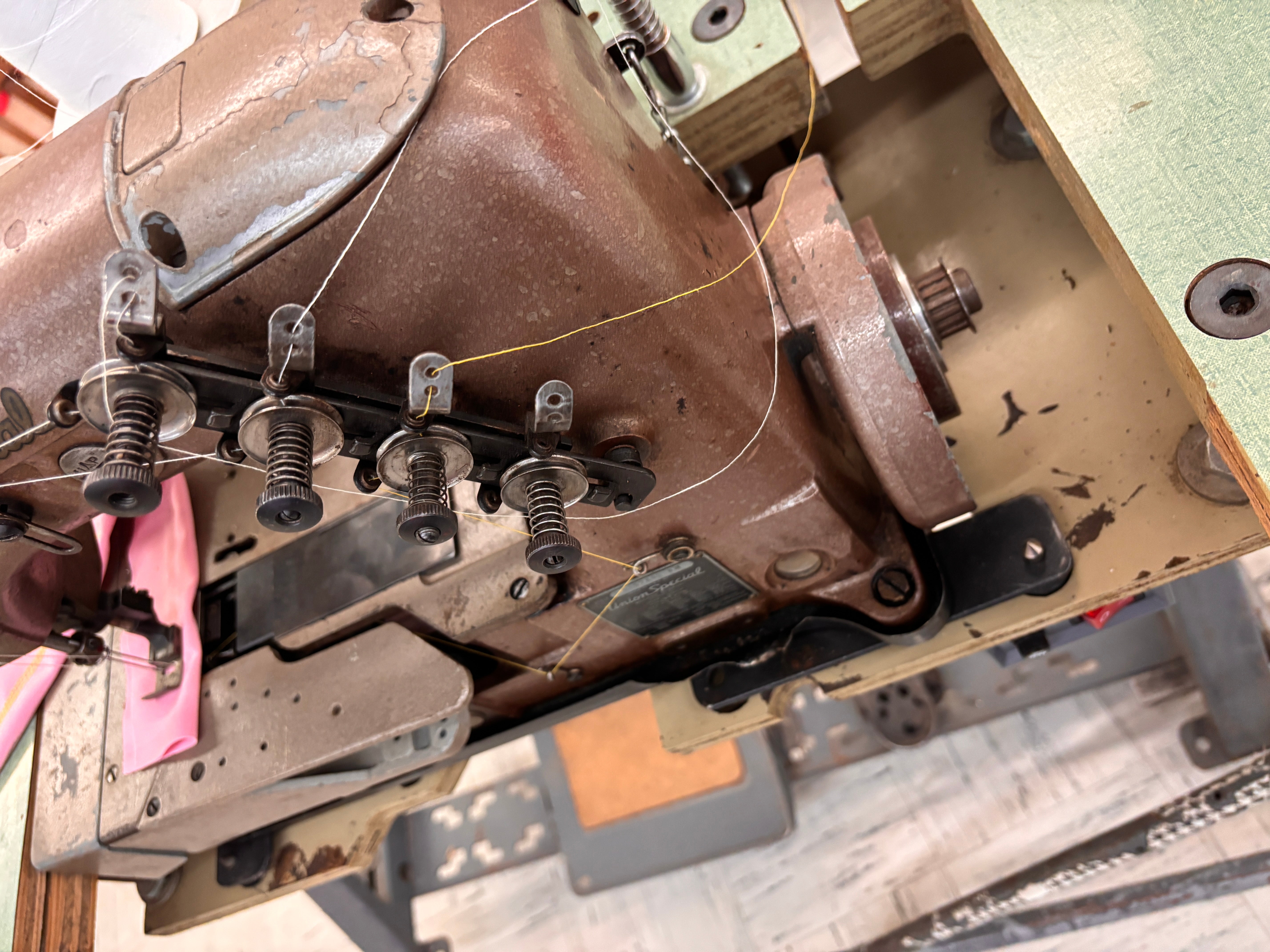 Used Union Special S2800 With Servo Motor