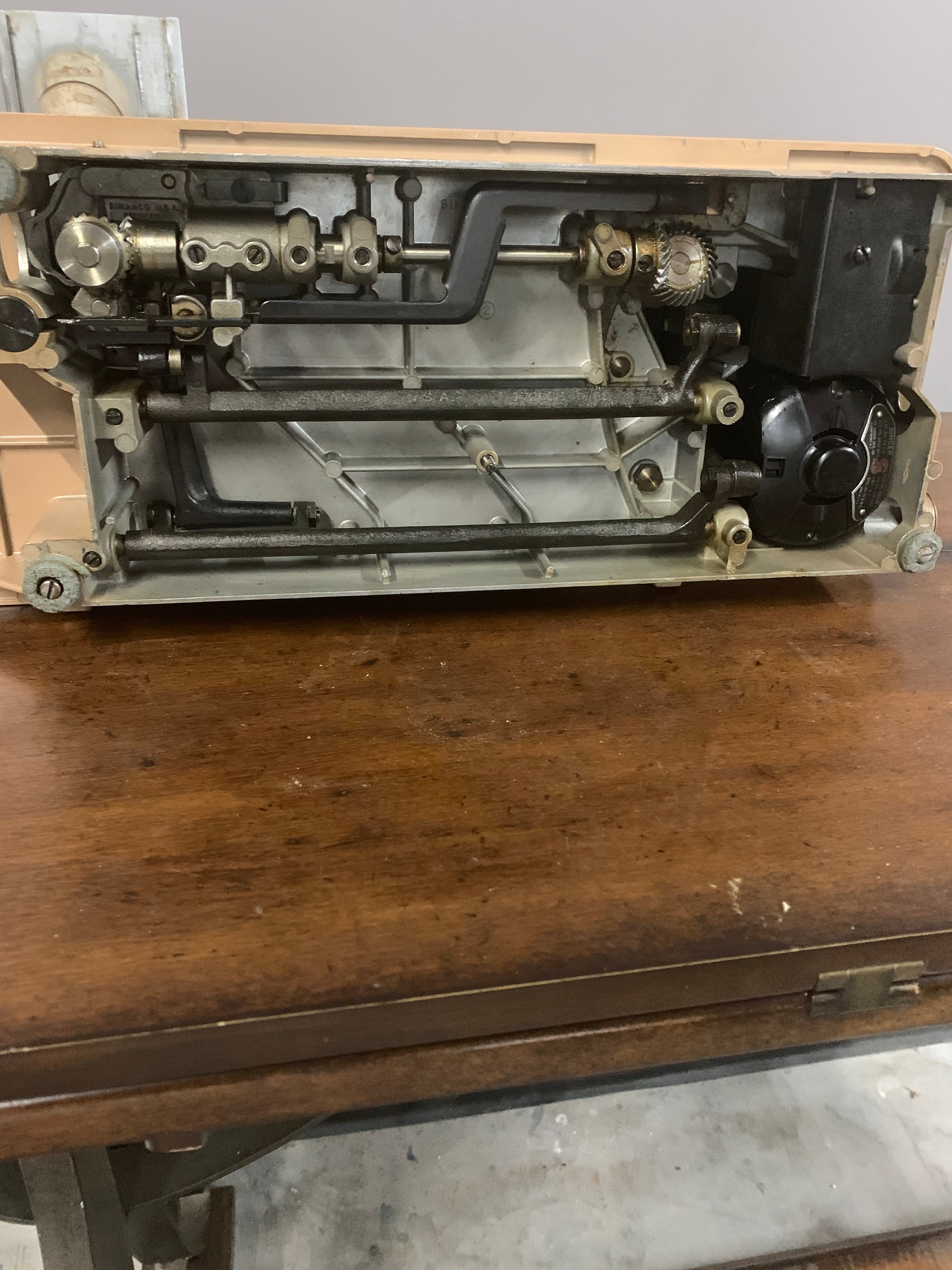 Singer 401A