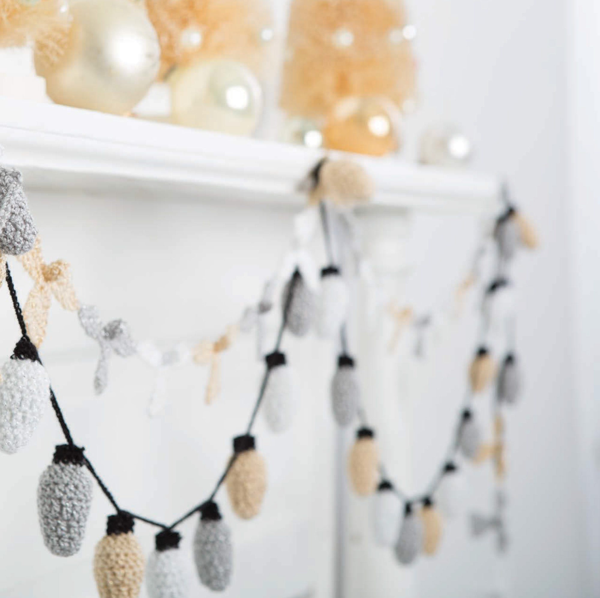 Crochet Retro Christmas Ornaments