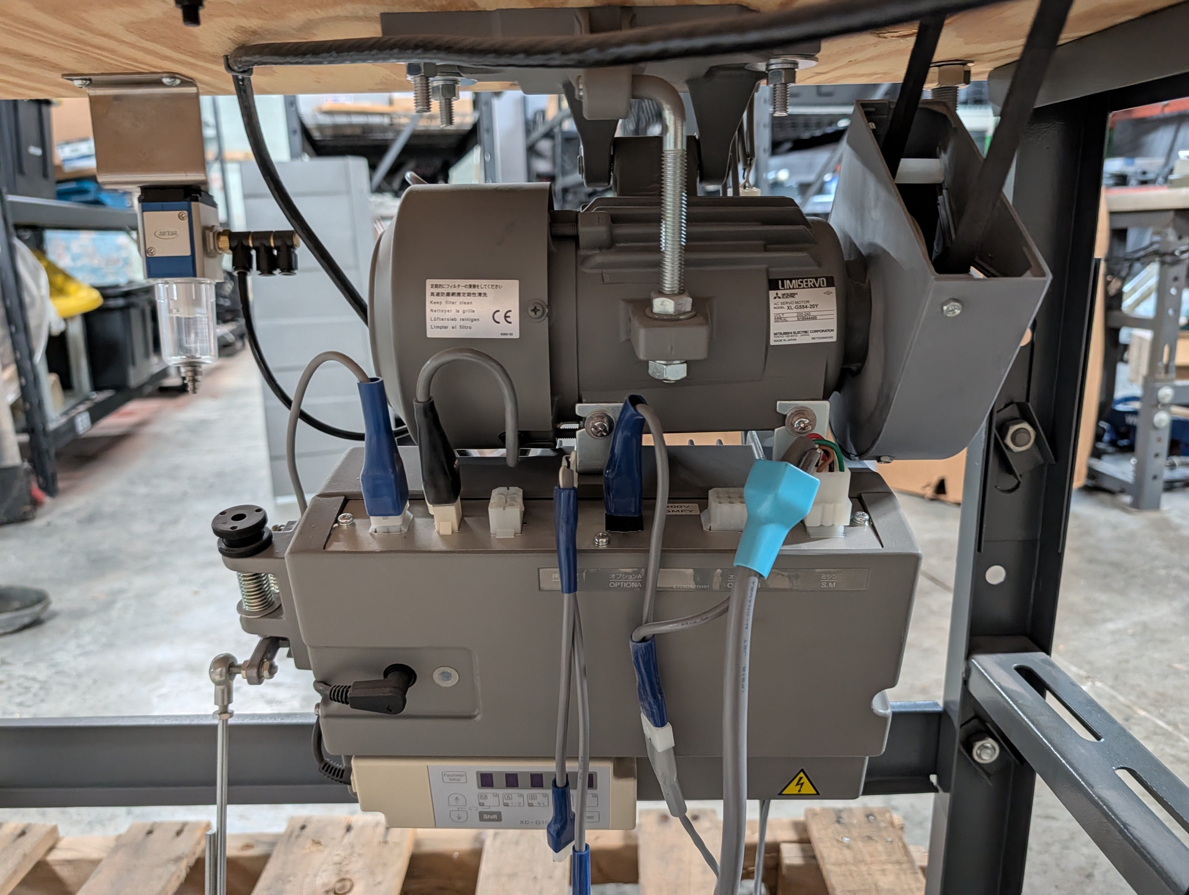 Pegasus WT264P-35B Fully Auto Industrial Sewing Machine