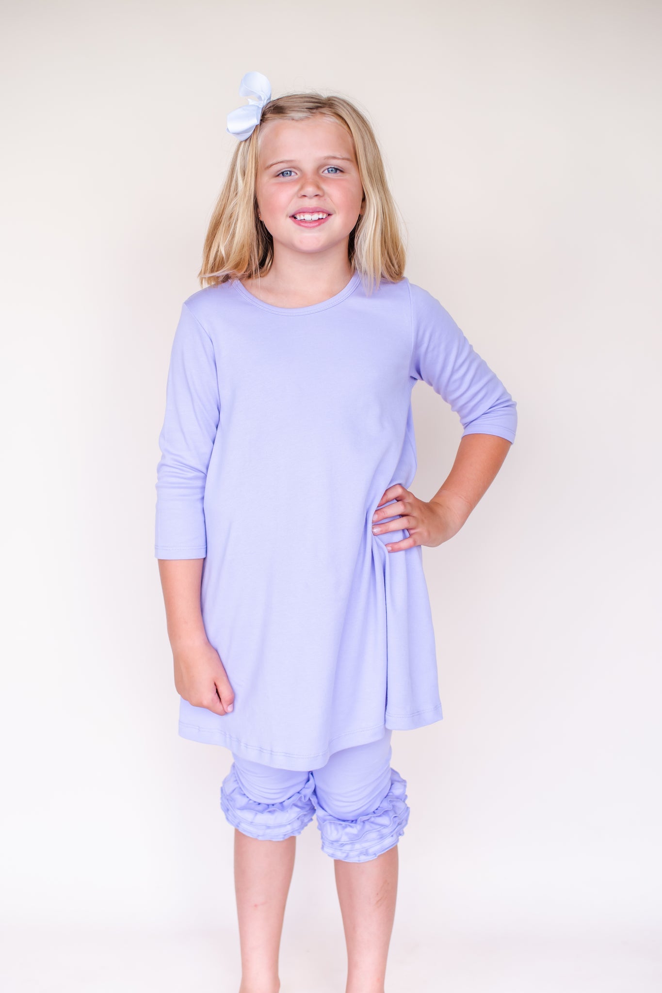 Girl's Solid Ruffle Icing Capris