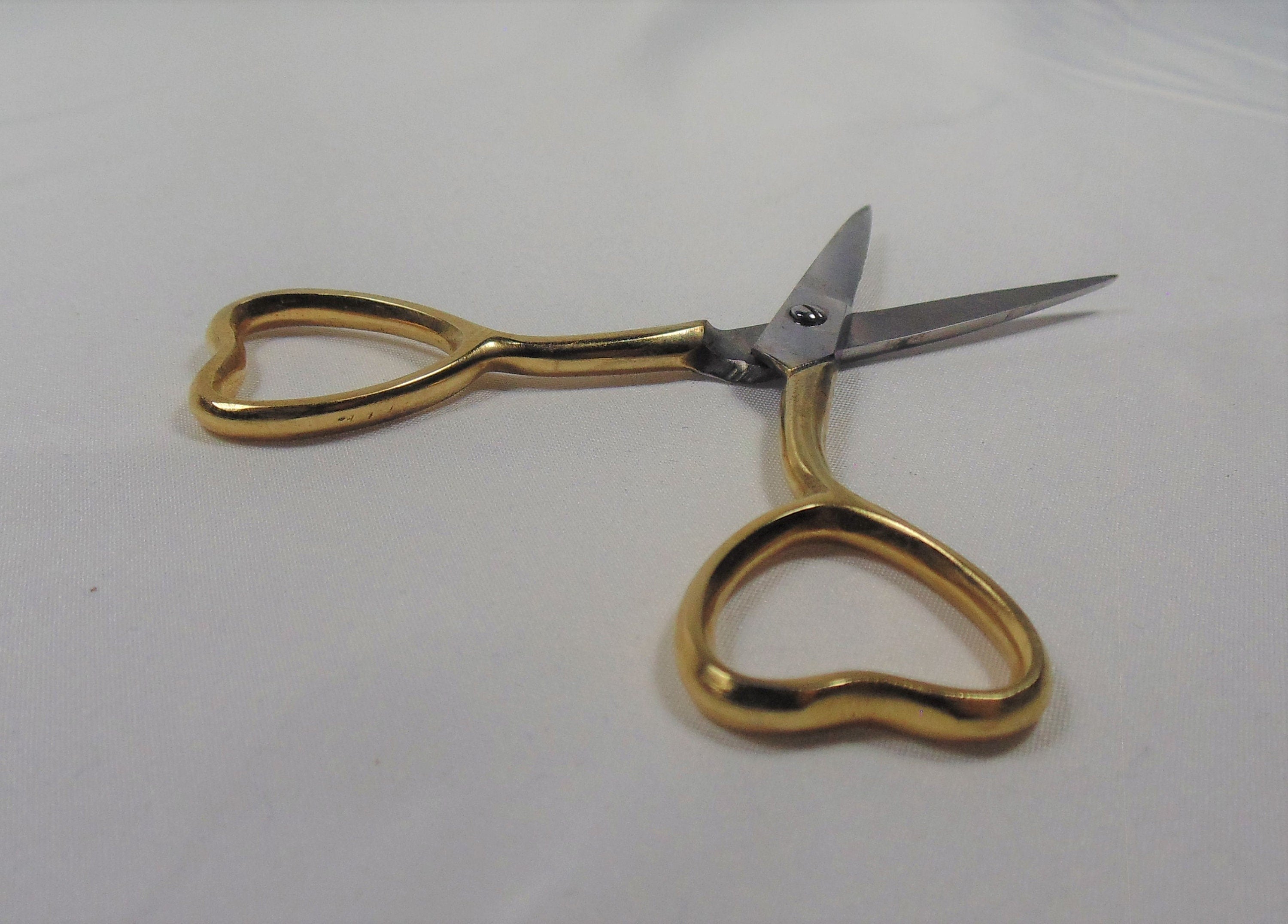 Needle Point Scissor Heart themed 3.5" inches (Handmade)